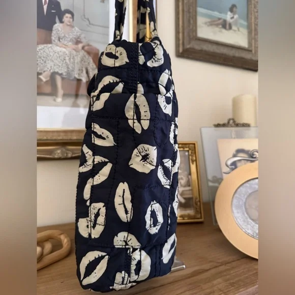 Marc Jacobs Black and Cream Tote Bag - Picture 4 of 13